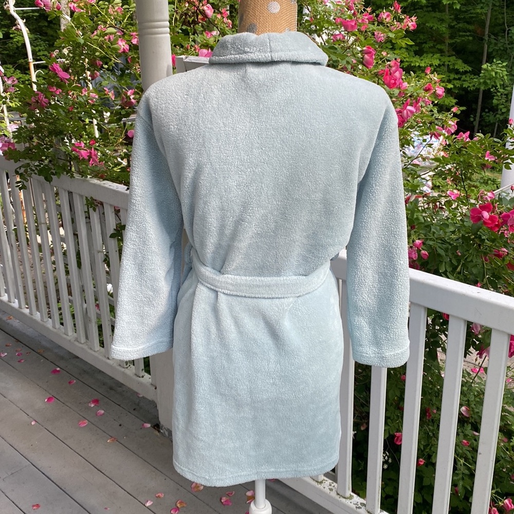 Light Blue Robe with Front Pockets - Picture 6 of 6